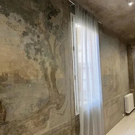 Apartment L'affresco - Relais In Santo Spirito Florence