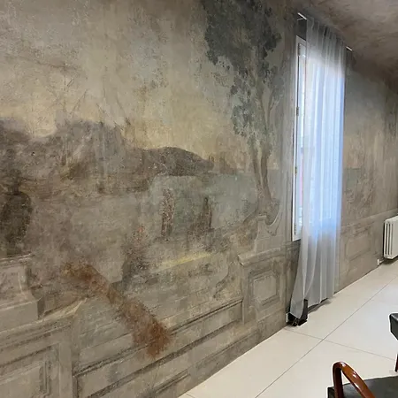 Apartment L'affresco - Relais In Santo Spirito Florence